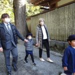 歩く歩幅もいつの間にか大きくなりましたね…の様子
