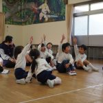 次はインタビュー!聞いてみたいことがいっぱい!(^^)!の様子