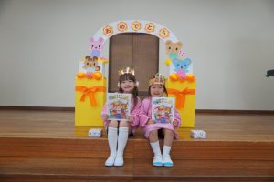 にっこり笑顔で記念撮影!の様子