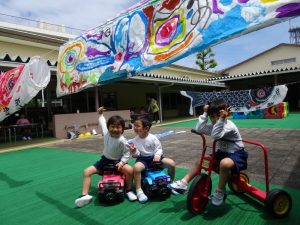 大空で気持ち良さそう(^.^)の様子